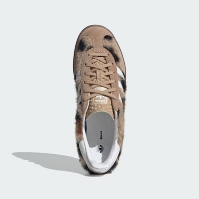 アディダス  GAZELLE INDOOR MH ATMOS adidas atmos Pink GAZELLE INDOOR MH JS4599 Warm Sandstone / Cloud