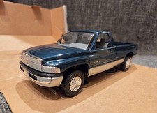 AMT/Ertl 1995 Dodge Ram 2500 V10 1/25 Promo P...