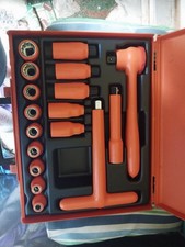 Facom Fc-j.401avse Insulated Socket Wrench Set17 Pc. Facom Fc-j.401avse Insulated Socket Wrench Set17 Pc.