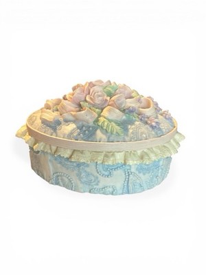 Easter Trinket Box Music Box 4x3 1/2 Velvet Lined New Condition 