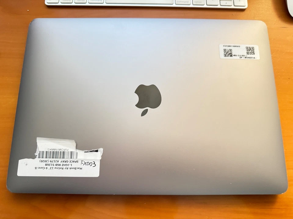 Apple Macbook Air 13" A2179 2020 8gb ram 512 SSD space grey (FX 003) - Immagine 2 di 4