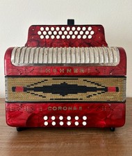 Hohner Accordion, Corona II CLASSIC, RED PEARL, Key of GCF. En Tono De SOL.