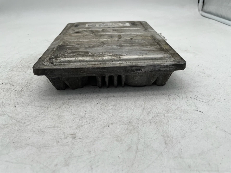 Chevrolet Tahoe 2016 motor de 5,3 L módulo de control informático ecu ecm gm fabricante de equipos originales 12673195 Foto 3 de 4