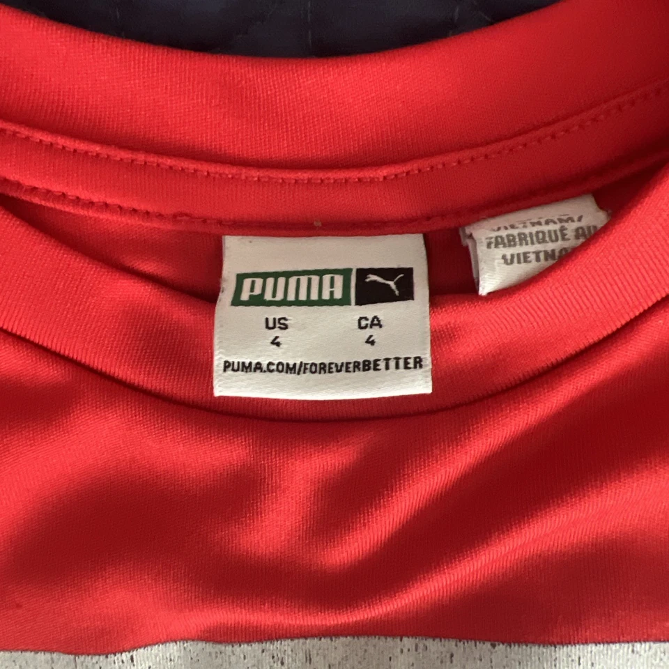 Conjunto de pantalones cortos y camisas Puma talla 4 Foto 2 de 4