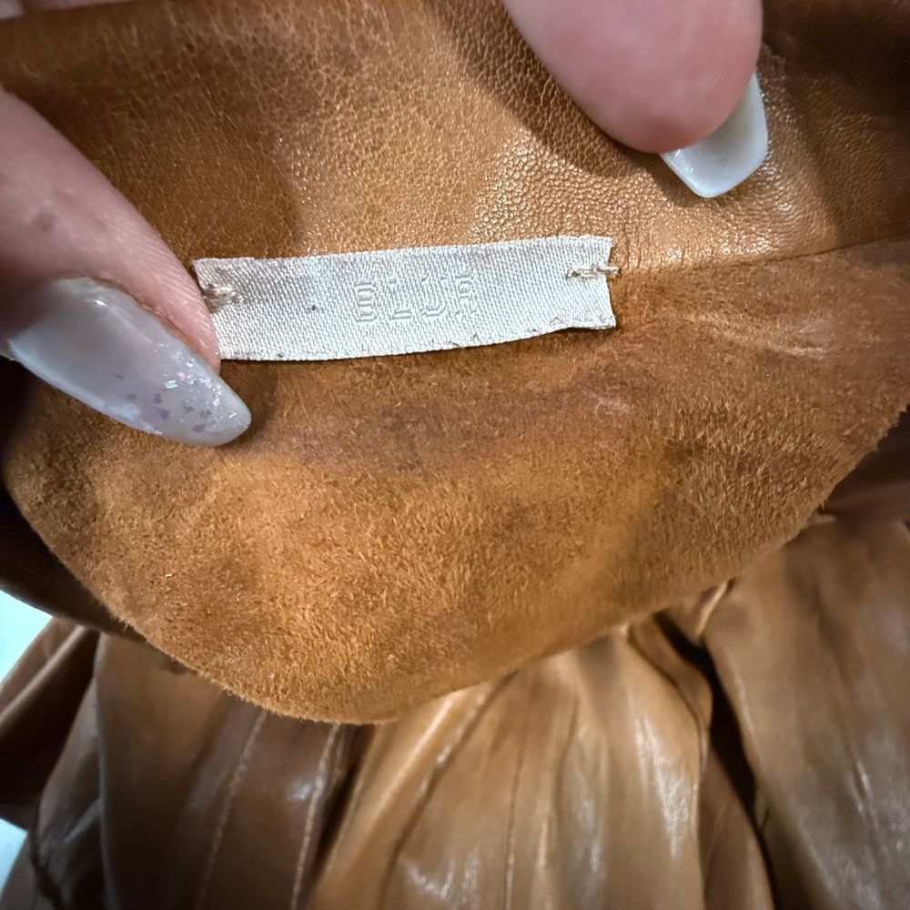 Blur Vintage Tan Leather Long Coat Button Front Collared Trench Style Outerwear image 7