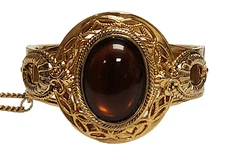Victorian Revival Brown Glass Cabochon Gold Tone Hinged Bangle Bracelet MINTY 7"