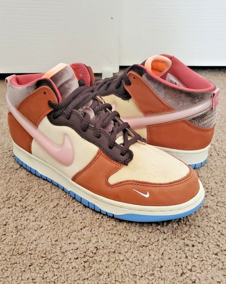 USED Nike Dunk Mid x Social Status Chocolate Milk 2021 