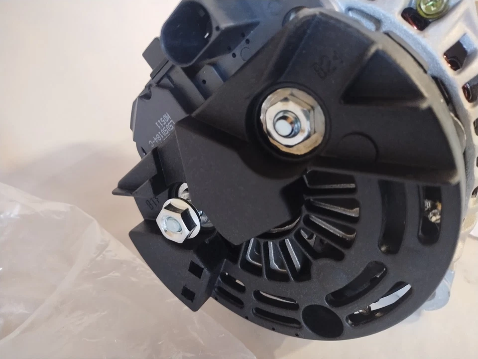 Alternador/alternador Mercedes-Benz 13884 - Imagem 3 de 4