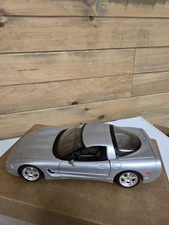 Burago 1997 Chevrolet Corvette C5 Convertible Silver 1:18 Diecast MADE IN ITALY