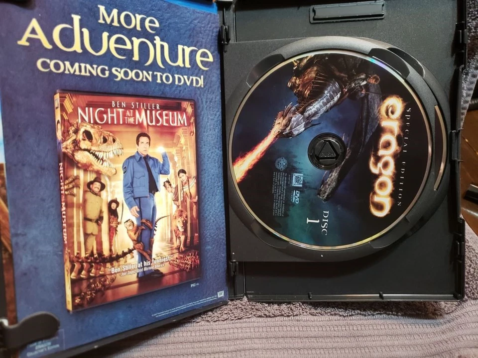 (3FREE) USED DVD Eragon (2007, 2-Disc Set, WS) with Slipcover Foto 3 de 4