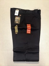 New Men's Dickies Double Knee Loose Fit Work Pant Size 42x30 MEASURES DIFFERENT