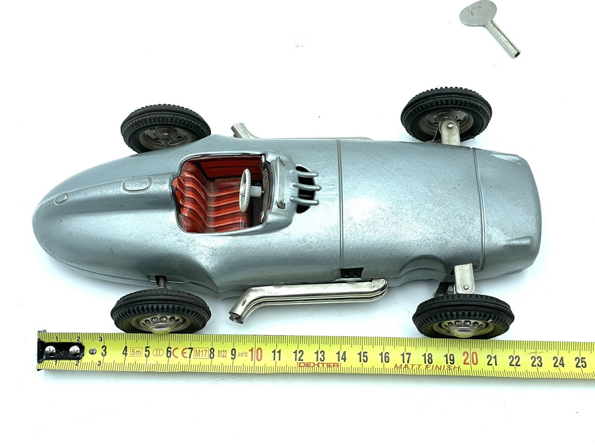 Voiture Ancienne En Tôle JNF - Mercedes Benz W196 - Années 1950 - Metal Toy Car - Occasion