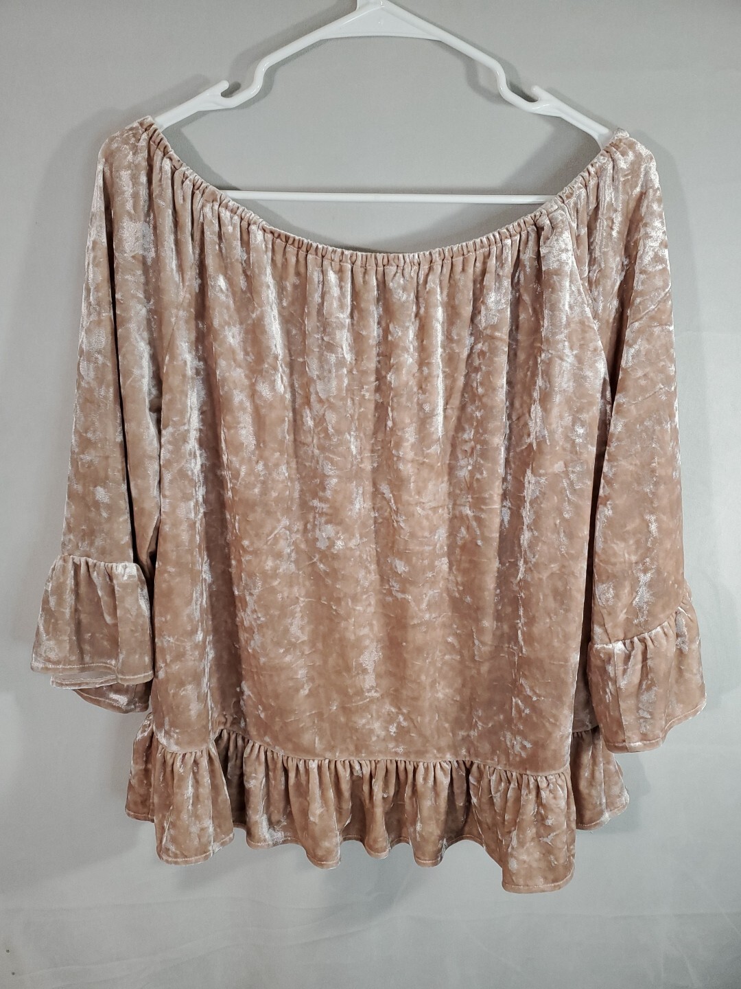 Sanctuary Blouse Women's Size Large Old Rose Crushed Velvet Bell Sleeve Peplum