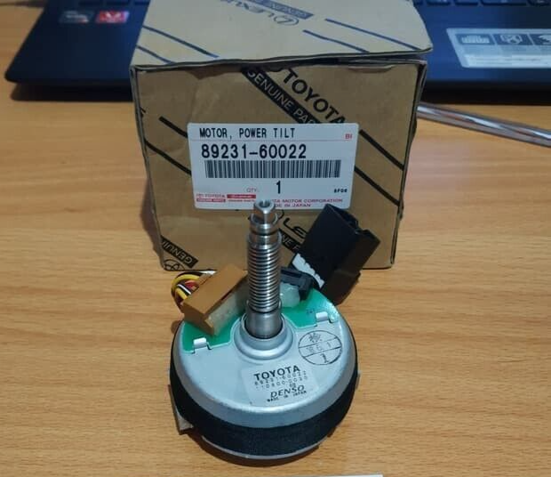 Genuine Steering Power Tilt Motor 99-06' Toyota Land Cruiser