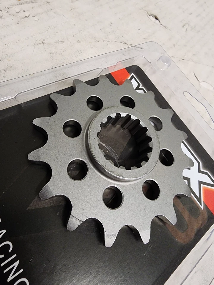 Piñón delantero Vortex 520 Aprilia RS 660 / Tuono 660 / Tuareg 660 - 3771-16 Foto 3 de 4