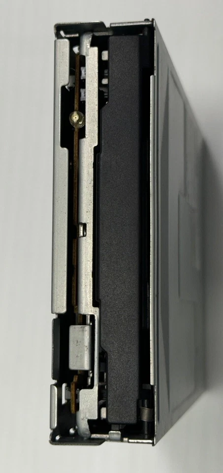 💾💻 Sony MPF920-F Internal 3.5” Floppy Disk Drive 1.44MB 4-651-17721 W/ Cable - Image 4 of 4