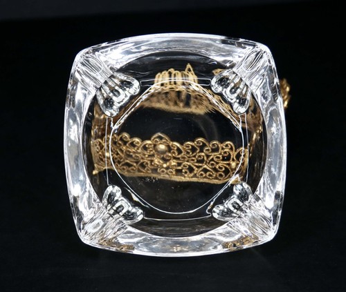 Vintage 1950’s Lead Crystal Ashtray w/ Gold Tone Ormolu Filigree Footed Stand - Picture 4 of 5