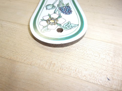 Vintage Formica Trivet Cutting Board, Double Sided Berry's Flower's FREE SHIPPIN - Picture 8 of 10