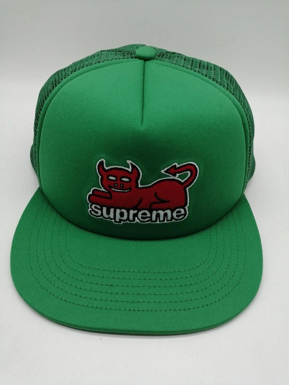 MACHINE JOUET SUPRÊME Numéro de modèle : Casquette maille verte