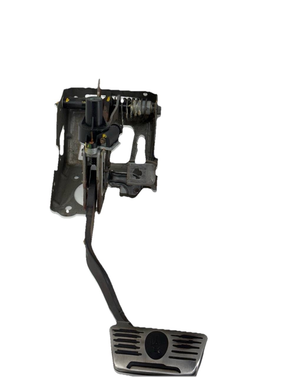 2014 - 2016 MASERATI GHIBLI Quattroporte Brake Stop Pedal 