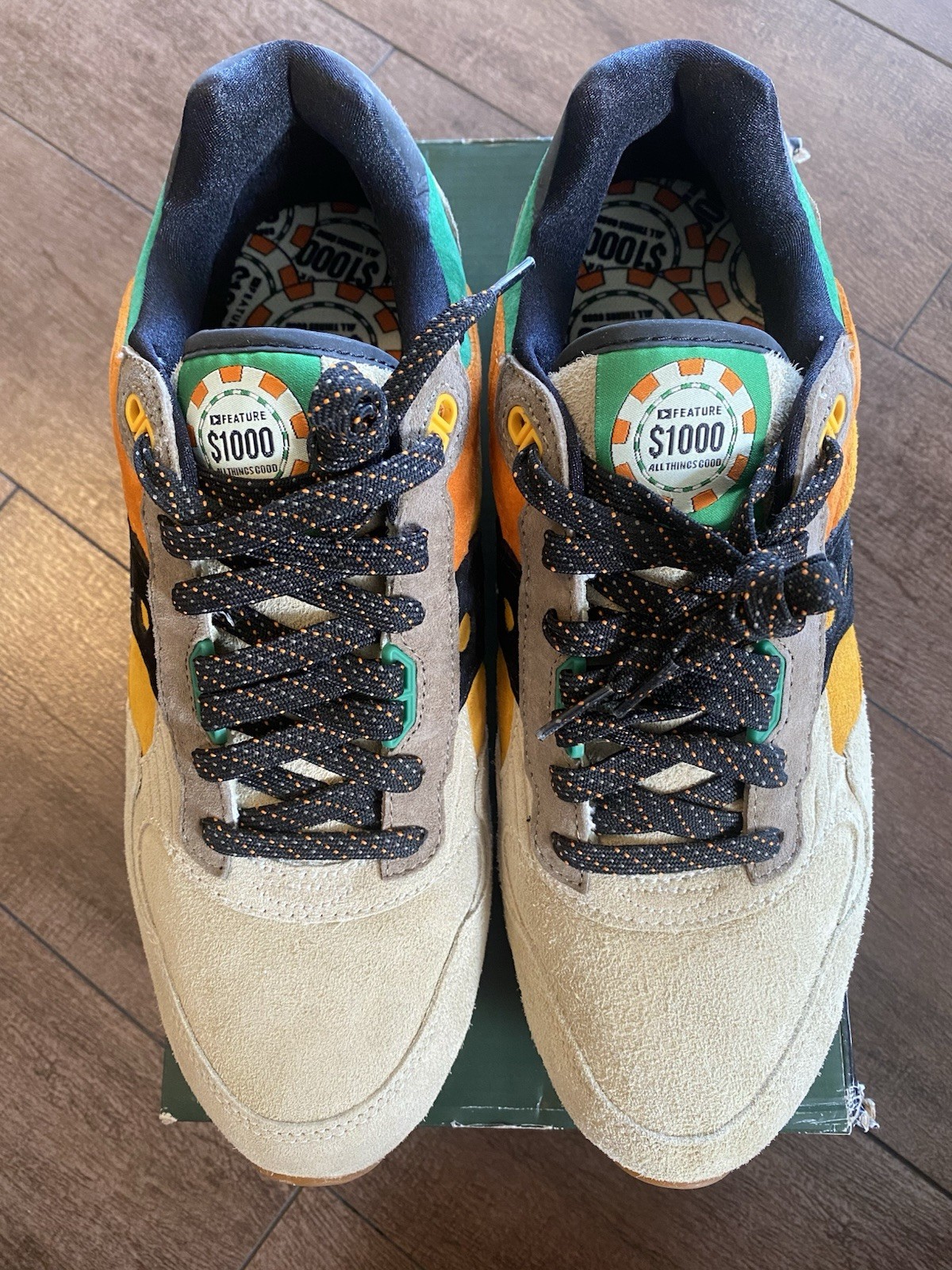 Size 10 - Saucony Feature x G9 Shadow 5 The Pumpkin