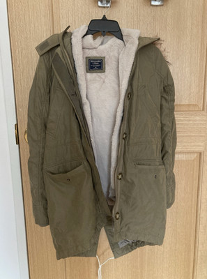olive green colored abecrombie and fitch winter jacket with fur hood