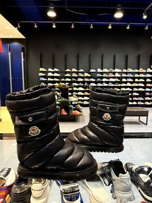 AUTHENTIC Moncler Gaia Pocket Puffer Snow Boot BLACK Size 40 CLEAN   