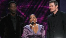 Actors Isaiah Washington Chandra Wilson Eric Dane present the awar- Old Photo 2