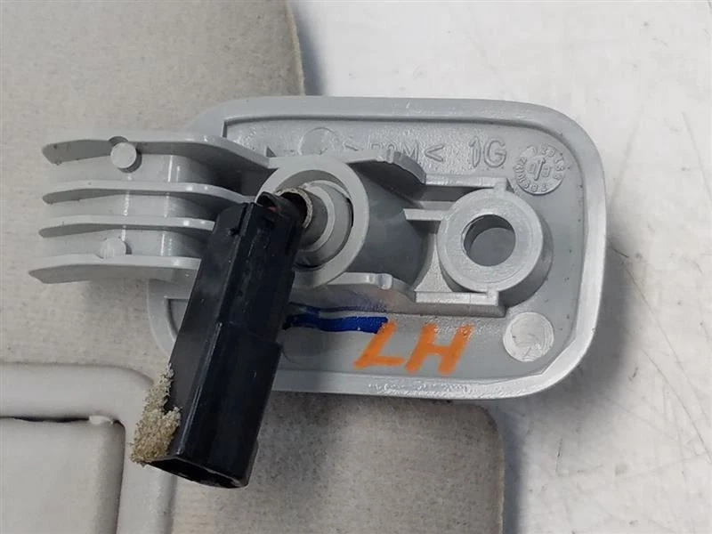 Parasol izquierdo Mazda 6 conductores 2003-04 - iluminado *tela gris* Foto 4 de 4