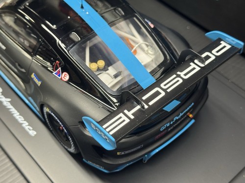 Porsche 718 Cayman GT4 E-Performance Model Car w/ Display Case 1/18 Spark - Picture 5 of 9