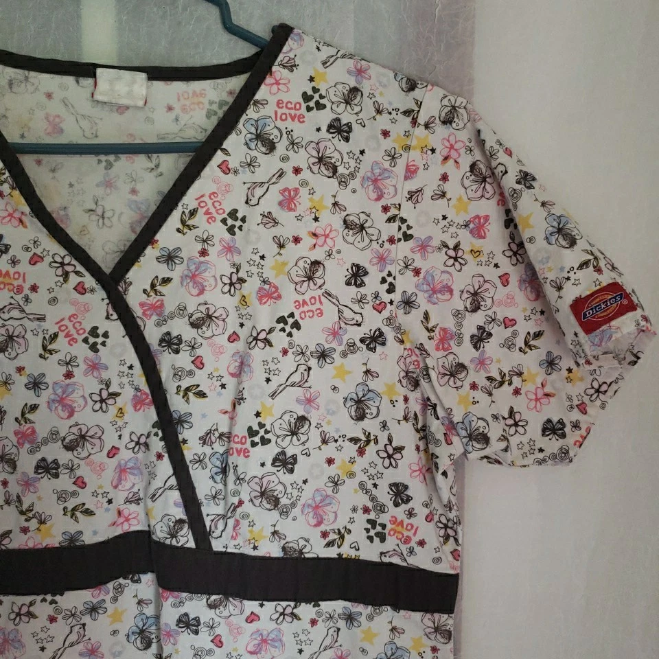 Dickies Scrub Top Flowers Bird Coquette Scrubs Medical Vet Dental Women Size UNK - Image 3 of 4
