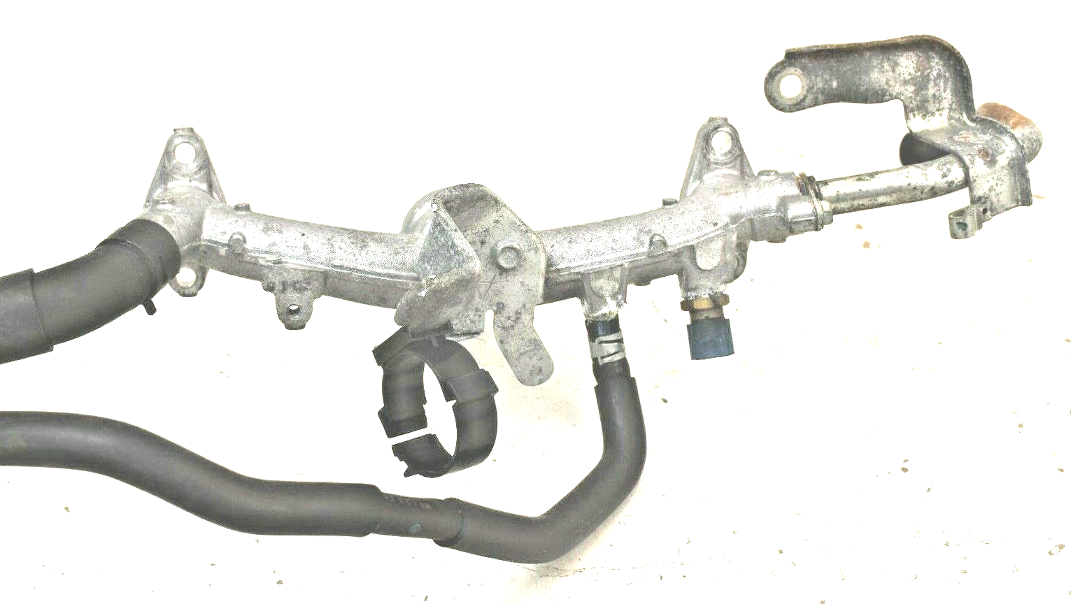 20072018 Infinity G37 G35 Q70 OE Coolant Engine Outer Water Hose Pipe