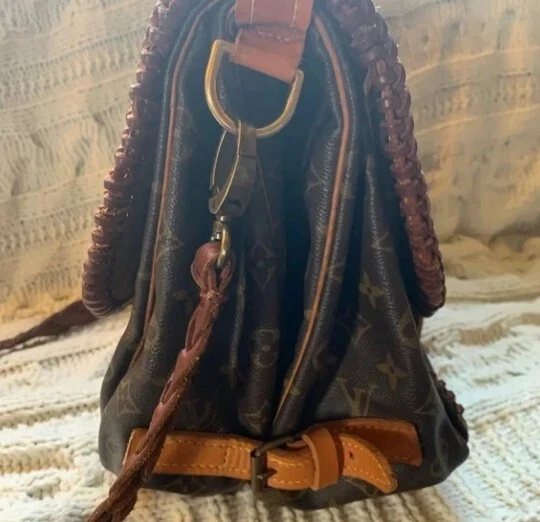 Auténtico Louis Vuitton Saumur Foto 2 de 3