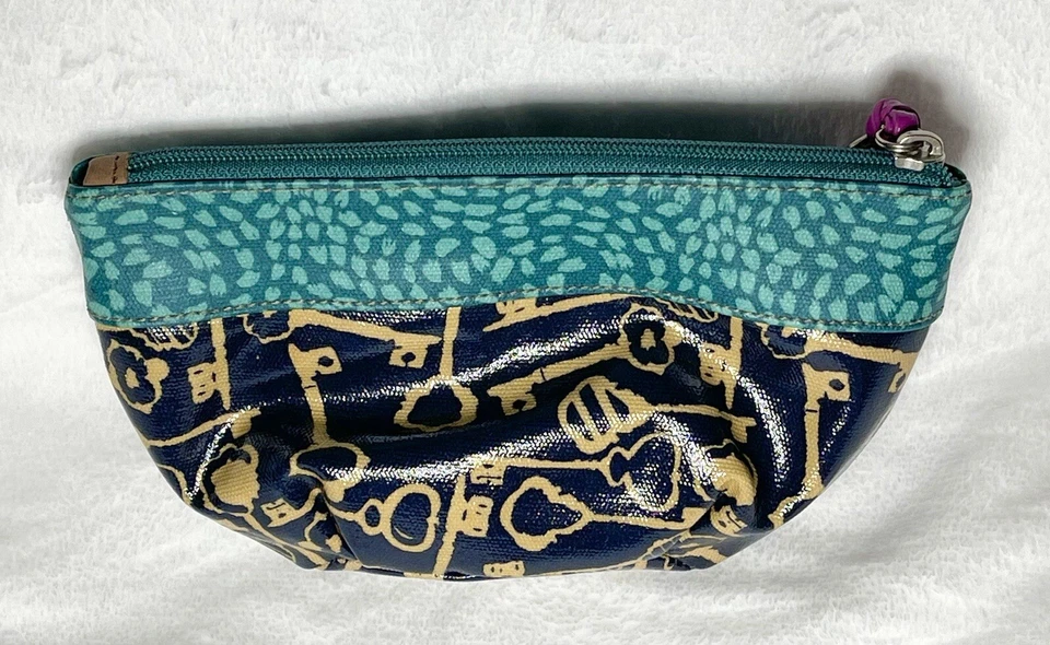 Llave fósil por bolsa de maquillaje en azul marino turquesa verde azulado vintage motivo de llave encanto Foto 2 de 4