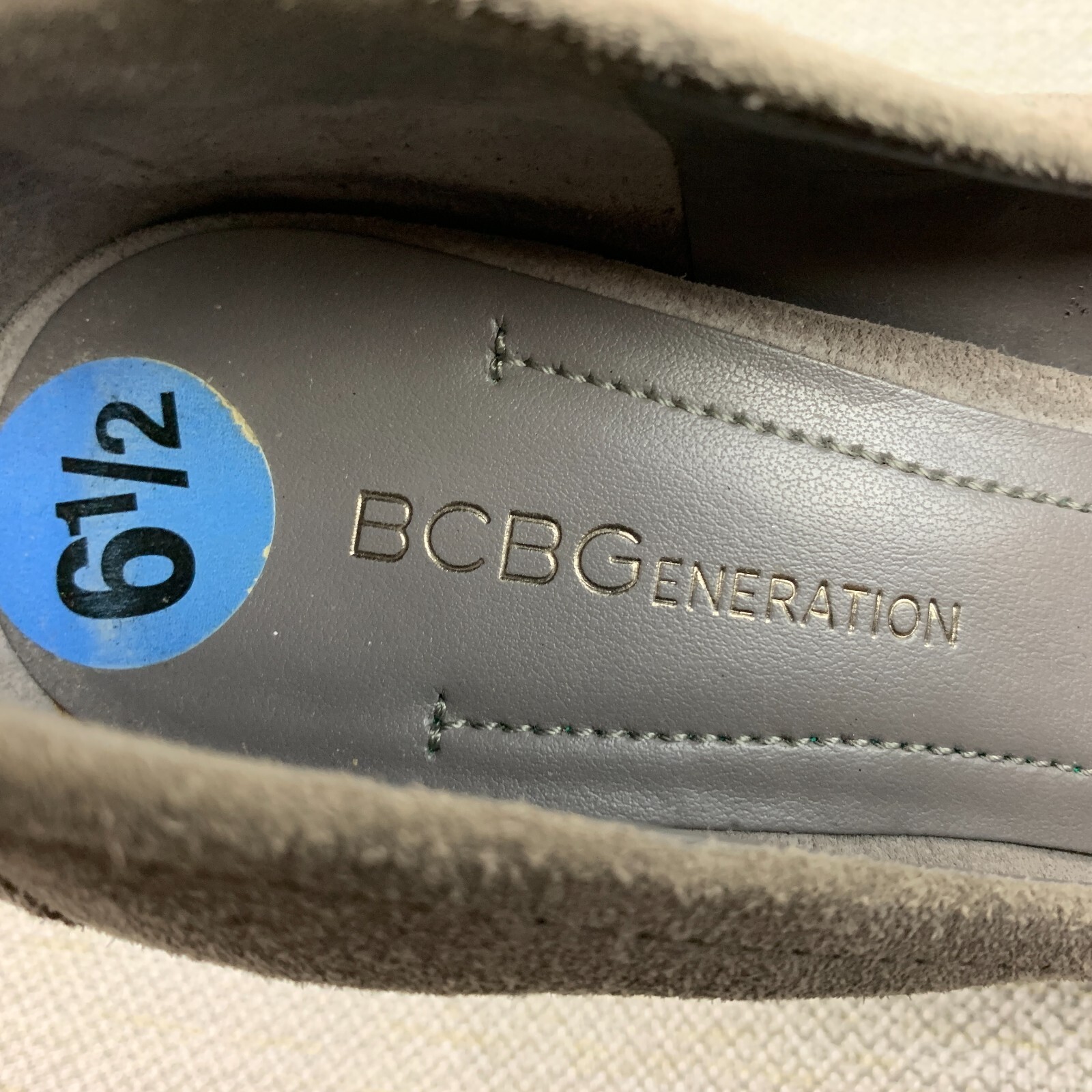 BCBGeneration Pumps Gray Leather Suede Round Toe … - image 10