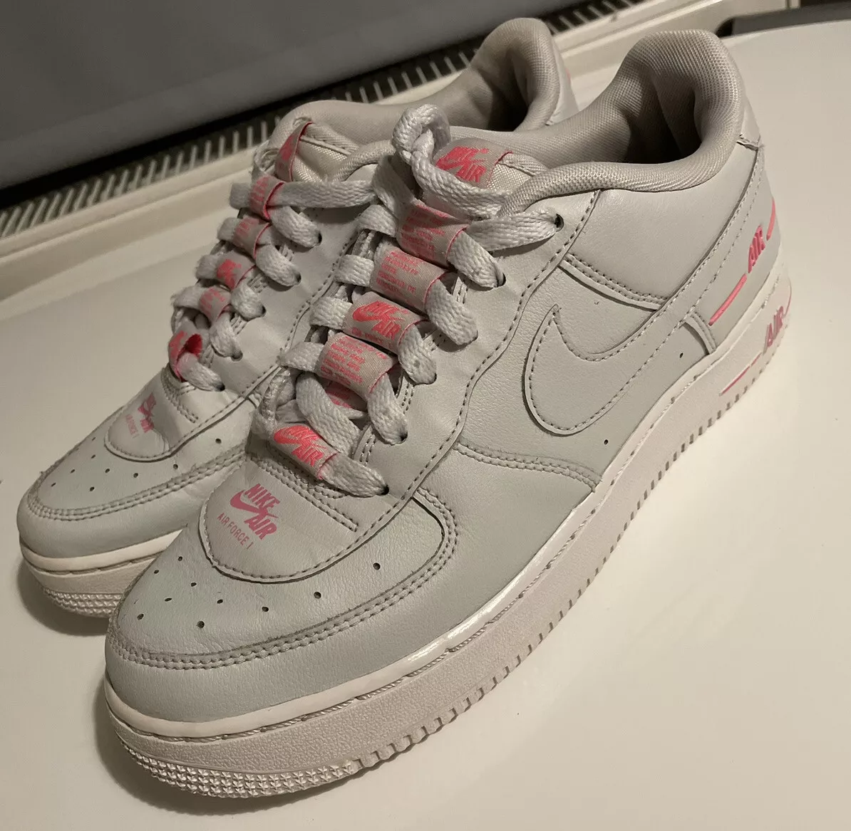 Nike air force 1 lv8 high pink sales