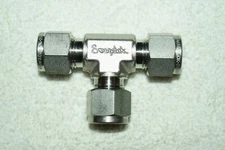 Swagelok Tube Union Tee 3/8 in. x 3/8 in. x 3/8 in. Tube OD  (SS-600-3)