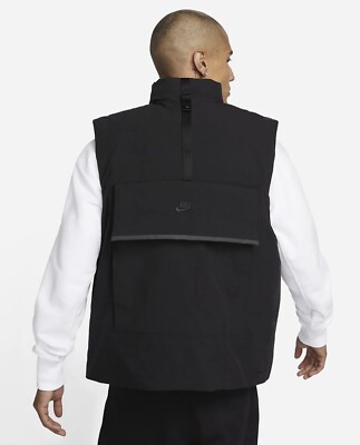 Nike Sportswear Therma-FIT Tech Pack Men's Insulated Vest DQ4304