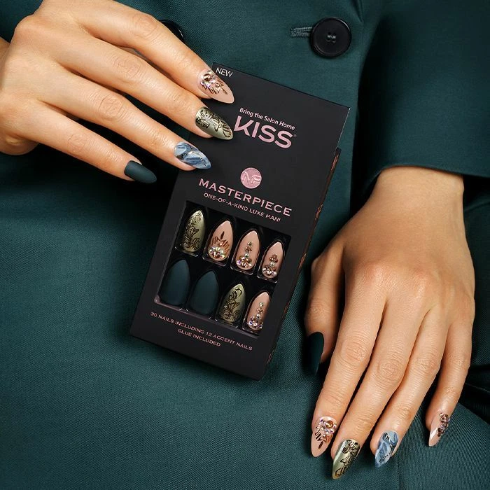 Kiss on sale masterpiece nails