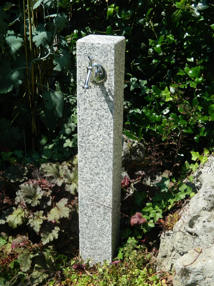 Wasserzapfsäule aus geflammten Granit, Wasserzapfstelle, Außenwasserhahn - Bild 2 von 4