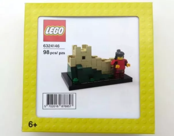 LEGO GWP Beijing Store Opening Gift Great Wall with Warrior Brick Set 6324146