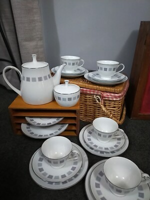 Noritake Arroyo 6318 21 Piece Tea Set Vintage from the early 60s classic MCM VGC