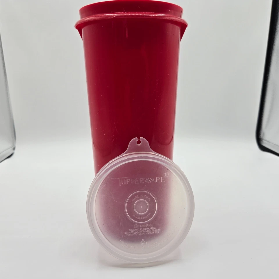 Tupperware Container 262-7 Red Bottom Clear Lid 733-7 ~ 8.5" x 3" - Image 3 of 4