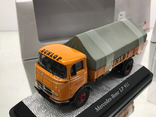 PREMIUM CLASSIXXS 12153 MERCEDES BENZ LP911 DUNLOP TEST TRUCK -1:43- GOOD IN BOX - Imagen 6 de 14