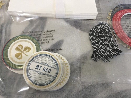 Kit para hacer tarjetas giratorias Anna Griffin. ¡Haz 20 tarjetas 3D personalizadas para él! - Imagen 13 de 18
