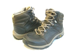 ahnu montara iii fg event hiking boots