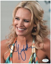 Nicky Whelan Signed Autographed Pretty Smile Photo Hall Pass Halloween ACOA
