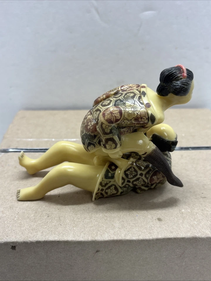 Shunga Netsuke tallada a mano - Figura de arte erótico japonés 2 juegos 4 piezas LEER Foto 4 de 4
