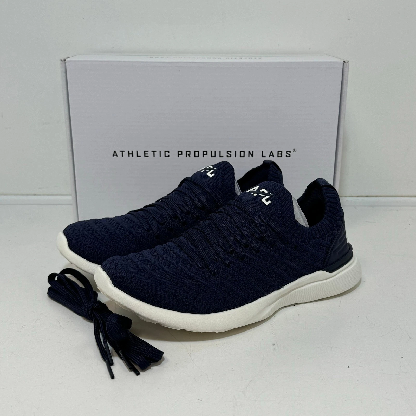 APL X Oracle Redbull Racing Womens Techloom Wave Trainers Navy Size UK2.5 - NEW