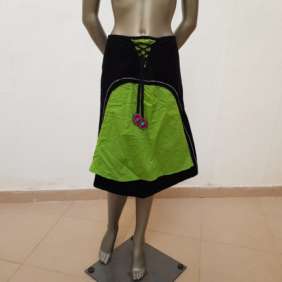 Hübscher Rock von Coline, S, schwarz, grün, rot, türkisblau, weiß - Bild 3 von 4